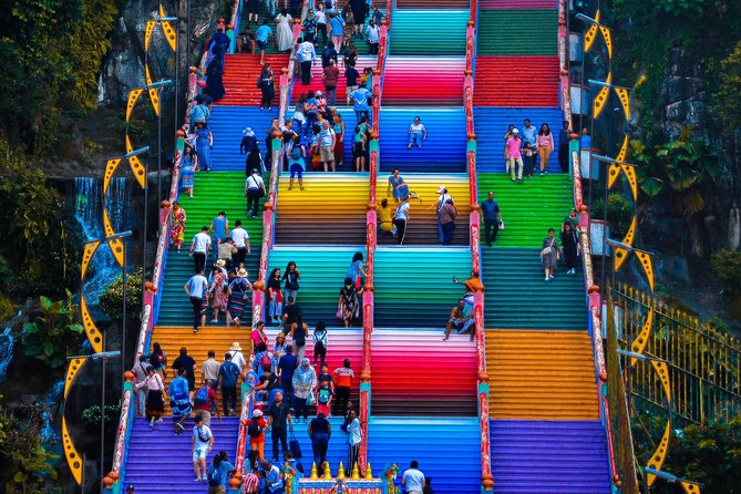 #17-19Hrs Kuala Lumpur MPV Day Tour from Singapore w' Tour Guide - Door-to-door from Singapore: the real value is the stress you skip