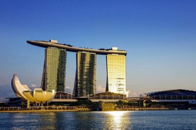 4 Hours - Singapore Tour in Private Car or Minibus with Driver - Merlion Park: the iconic symbol and the quick photo payoff