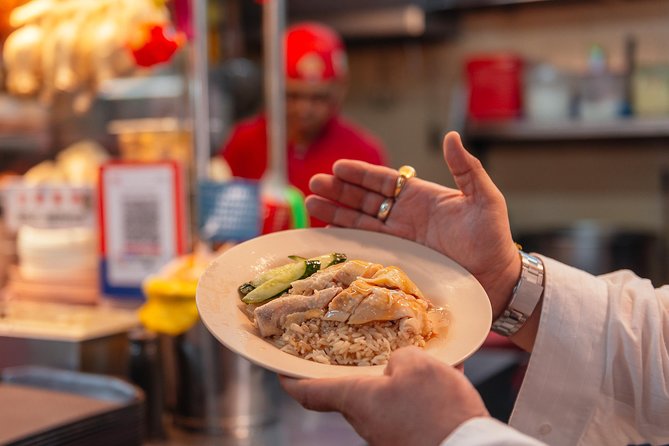 A Taste of Singapore: Hawker Center Private Customized Food Tour - Potential hiccups: meeting point clarity and guide follow-through
