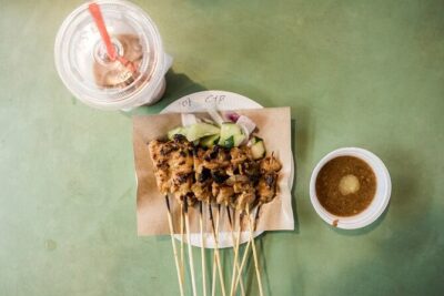 Authentic Singapore Street Food Tour - Maxwell MRT to Lau Pa Sat: How the 3 Hours Feel