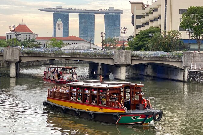 City Highlights Tour: Singapore River & Marina Bay - Singapore River: Shophouses, Colonial Edges, and Independence-Era Stories