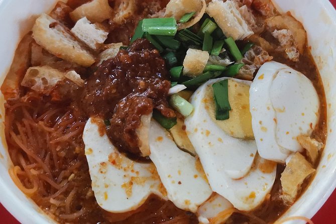 Cultural Experience with Food Tastings - Hawker centre tastings: what you’re eating and why it works