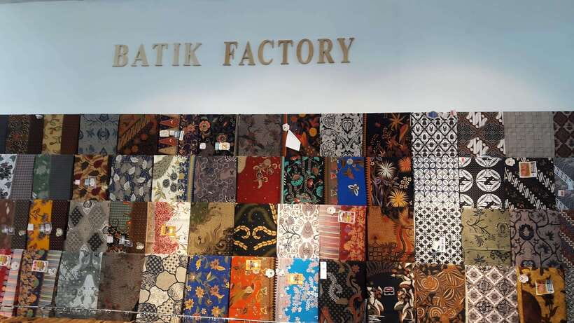 From Singapore: Private Batam Highlight Half-Day Tour - Luwak coffee and souvenirs: what you can realistically buy