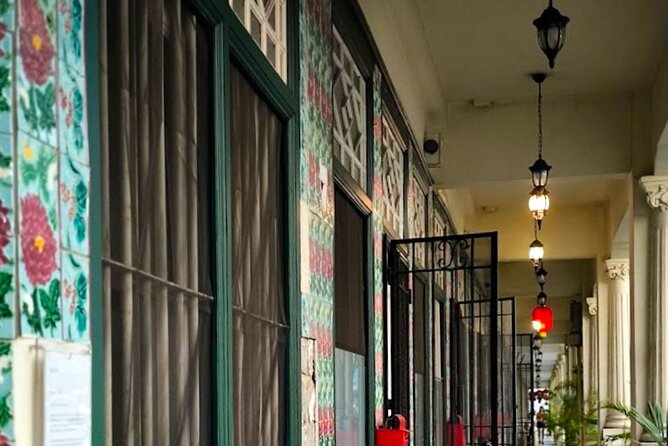 Guided Walking Tour to the Historical Attractions in Farrer Park - Petain Road heritage shophouses: architecture plus the Peranakan connection