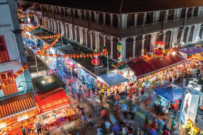 Half Day Private Guided Tour through Singapore's Iconic Landmarks - The walking pace and hot-weather reality