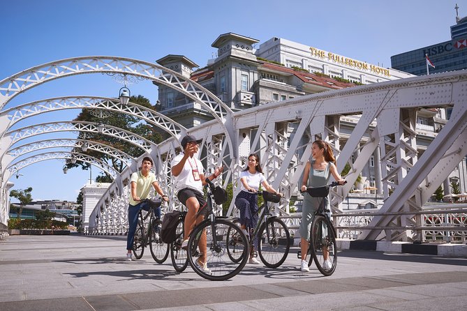 Historical Singapore Bike Tour on Full-Sized Bicycles - Start at 8:30 and Let the City Cool Down for You