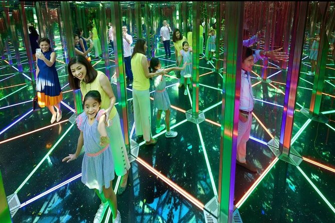 Jewel Changi Airport: Hedge Maze and Canopy Park Ticket - Key points to know before you go