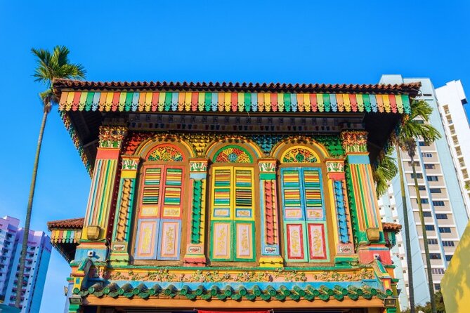 Kampong Glam and Little India Join-in Walking Tour - Meeting at Bugis and the rhythm of a 9:00 am start