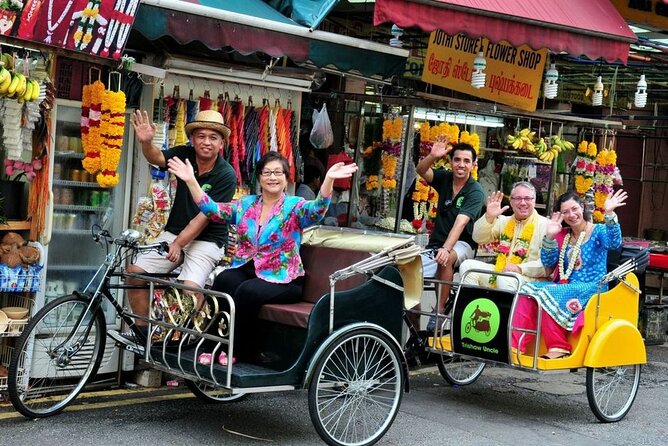 Kuala Lumpur and Malacca: Private Historical Tour from Singapore - National Monument and Istana Negara: respectful stops, short time
