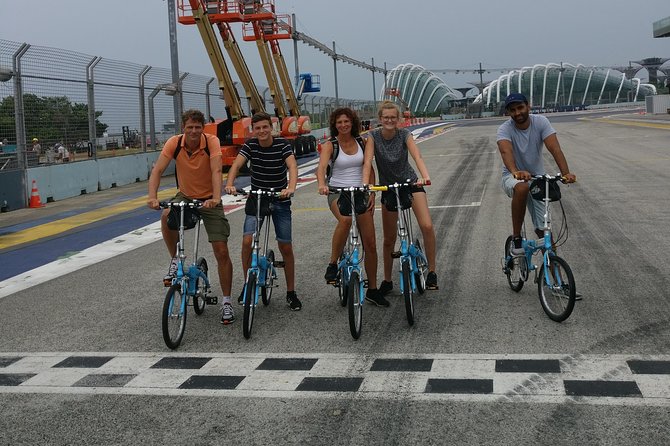 Lion City Bike Tour of Singapore - Who this small-group bike tour suits best