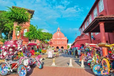 Malacca Historical Private Full Day Tour from Singapore - Malacca Straits Mosque: the photo illusion at the water’s edge