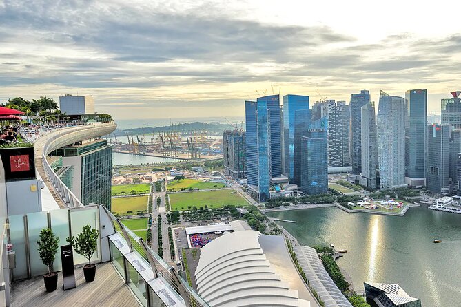 Marina Bay Sands Skypark Observation Deck Ticket - SkyPark deck at 200 meters: the view of Singapore you came for