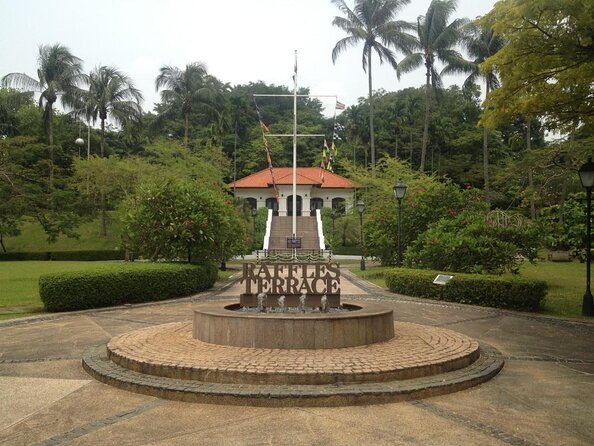Of Graves, Guns & Battles™: A Tour of Fort Canning Hill - Key things you’ll notice on this tour