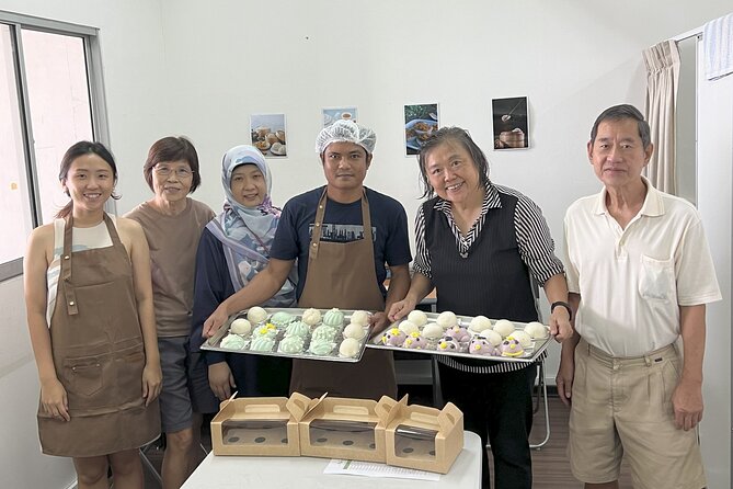 Pau Making Workshop With Dim Sum Tasting and Factory Tour - Halal dim sum, Singapore style: why this blend matters