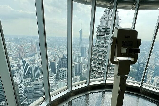 Petronas Twin Towers skybridge tickets (SINGAPORE GUESTS ONLY) - Your 45-Minute Window at the Twin Towers
