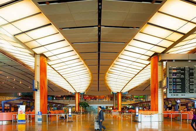 Private Customised Singapore Airport Layover Tour By Car - Starting at arrivals: how the tour is designed to reduce stress