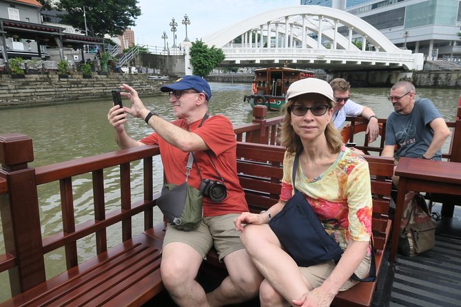 Private History & Culture tour (Walking tour) - Bumboat to Merlion Park and Marina Bay: seeing how Singapore reinvented itself