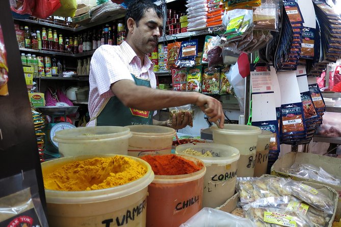 Private Singapore Food Tour in Chinatown and Little India - What you’re paying $141 for: private time, tastings, and context