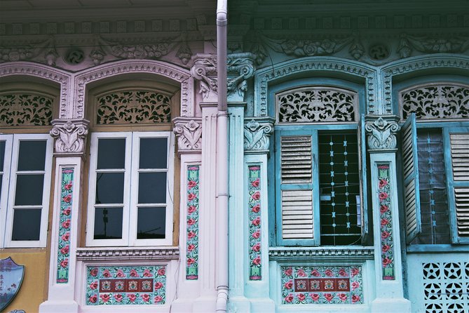 Private Singapore Food Tour in Chinatown and Little India - Two extra heritage moments in Little India: a war-era refuge and a hybrid villa