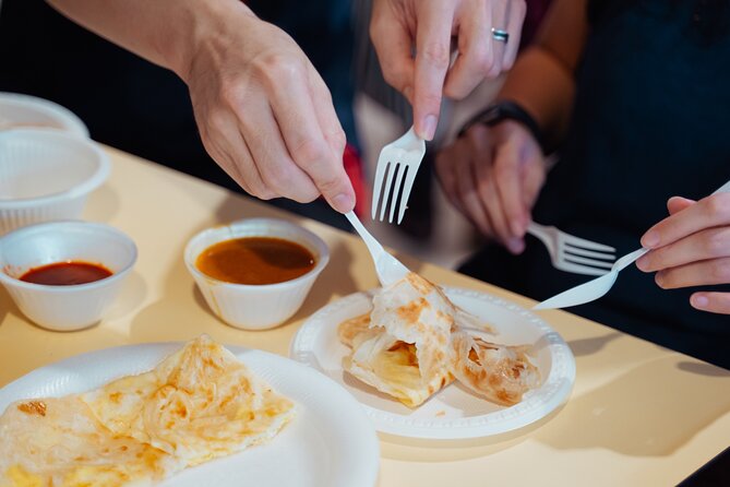 Private Singapore Food Tour in Chinatown and Little India - Stop 1: Chinatown street food heritage (and the stories behind it)