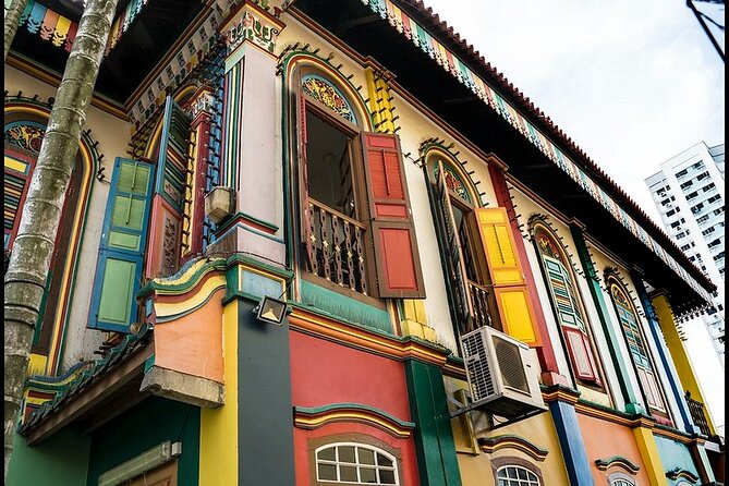 Private Singapore Full Day Highlights Tour with River Cruise Ride - Colonial District to Singapore River cruise: a needed reset