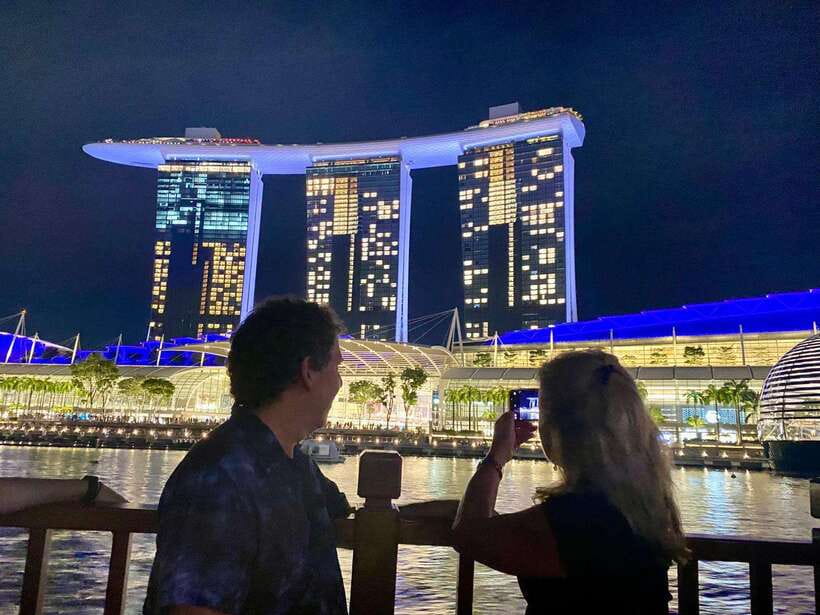 Private Tour sightseeing Marina Bay Sands+River Cruise(Max6) - What to Wear (Singapore’s Rules Are Real)