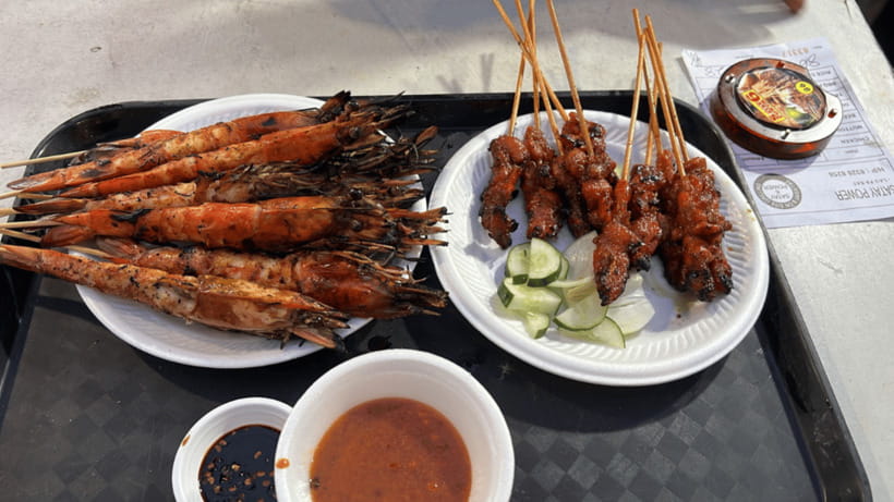 Signature Night Tour: Walk Through Marina with Food Tastings - A 3-Hour Walk That Links Chinatown to Marina Bay