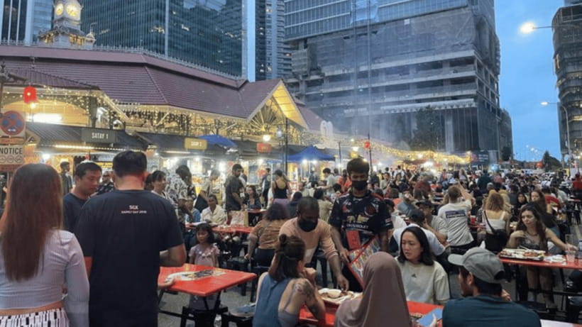 Signature Night Tour: Walk Through Marina with Food Tastings - Fuk Tak Chi Museum and Amoy Street: Early Chinese Stories in Plain Sight