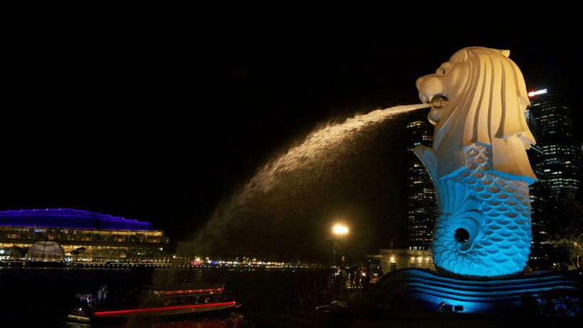 Signature Night Tour: Walk Through Marina with Food Tastings - Price and What Makes It Worth About $106
