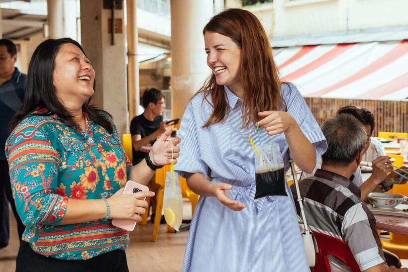 Singapore: 2.5-Hour Private City Tour Off the Beaten Track - Kampong Lorong Buangkok: The Neighborhood Where Everyday Life Leads