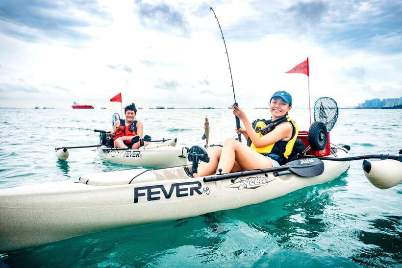 Singapore: 4-hour Kayak Fishing Experience - The fishing chase: snappers, groupers, catfish, and Singapore coastline views