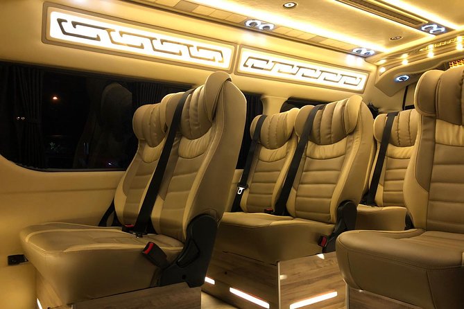 Singapore Arrival Ground Transfer in Limo-Bus - Should You Book This Singapore Limo-Bus Airport Transfer?
