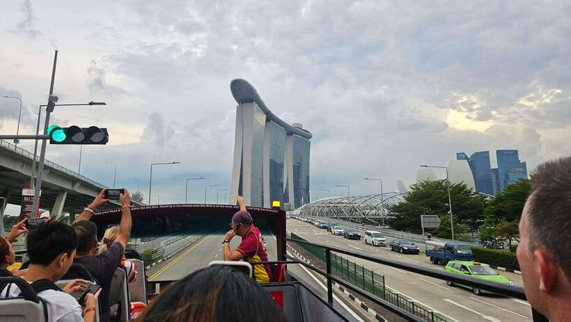 Singapore: Big Bus Night Tour by Open-Top Bus & Live Guide - Practical Tips Before You Board (So You Enjoy the Night)