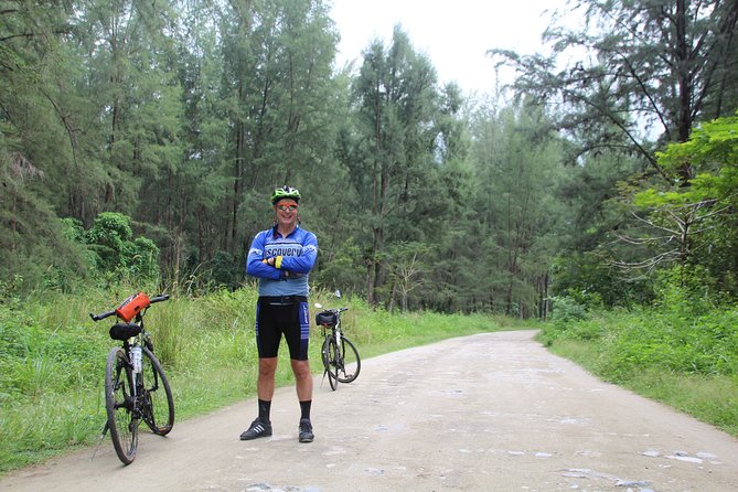 Singapore - bike adventure beyond the concrete jungle - Pasir Ris Park and the Mangrove Boardwalk