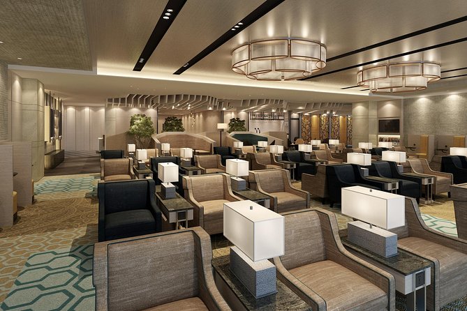 Singapore Changi Airport Plaza Premium Lounge at Terminal 1 - Showers and rest upgrades: worth it if you plan ahead