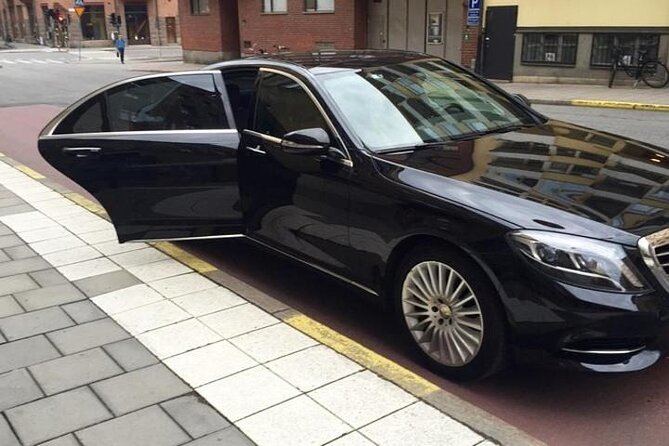 Singapore Changi SIN Airport Private Transfer to City Center - Value check: is $23.90 per person a good deal?