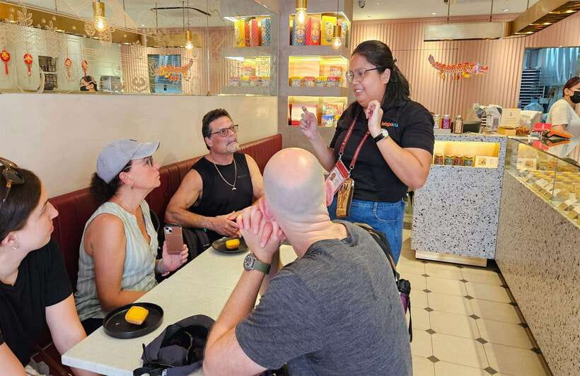 Singapore: Chinatown Hawker Guided 8-Dish Tasting Tour - What you’ll eat: 8 dishes, with real Singapore range