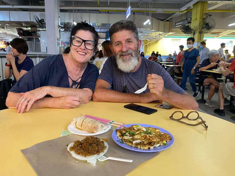 Singapore: Chinatown Hawker Guided 8-Dish Tasting Tour - Your guide matters more than you think