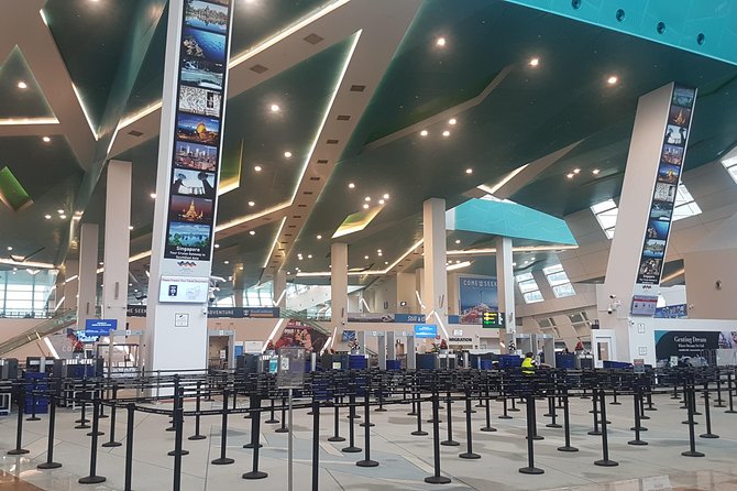 Singapore Departure: Hotel to Cruise Centre Transfer - Inside “Ally”: space, comfort, and the kind of ride that doesn’t tire you out