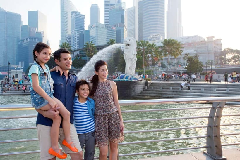 Singapore Essentials: 4-Hour Private Tour - Little India to the Civic/Colonial area: using metro to save your energy