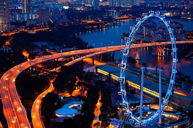 Singapore Flyer - When to go: daytime, sunset, and night lights