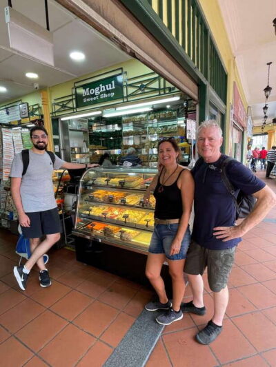 Singapore: Food and Bike Tour - Downtown - Meeting at Nicoll Highway MRT Exit A (Street Level Taxi Stand F21) Without the Usual Confusion