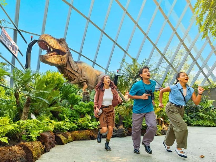 Singapore: Gardens by the Bay & Jurassic World with Pickup - Key highlights you’ll actually care about