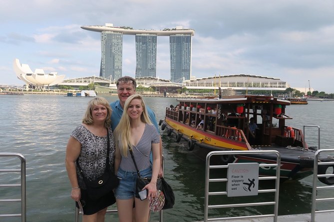 Singapore Group History & Culture Walking Tour - Starting point and route flow: from City Hall to Chinatown