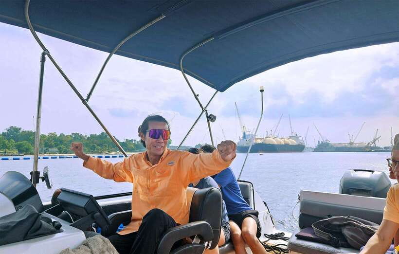 Singapore: Guided Boat Tour and Kelong Fish Farm Visit - Price and Value for a $225, 3-Hour Small Group Tour