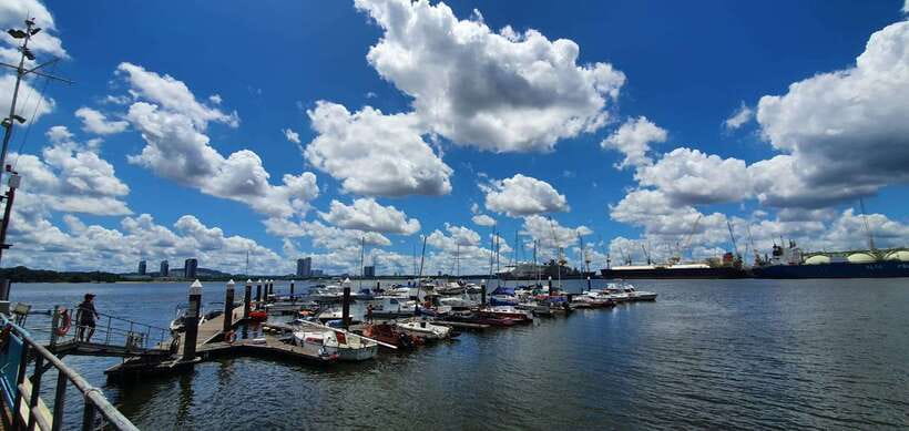 Singapore: Guided Boat Tour and Kelong Fish Farm Visit - Who This Tour Suits Best (and Who Might Skip It)