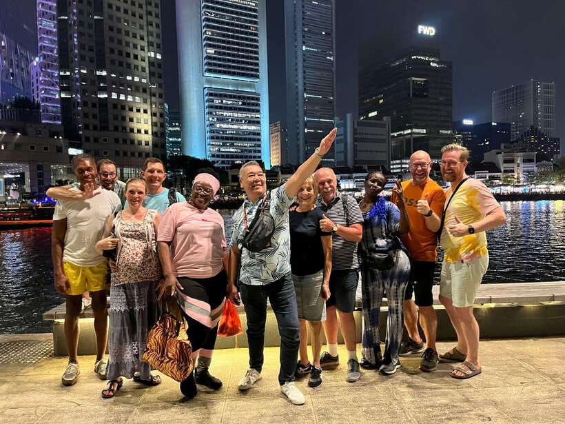 Singapore: Guided Street Food Tour at Night - Key things to know before you go