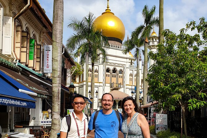 Singapore Layover Tour with a Local: 100% Personalized & Private - Why a layover tour beats another airport meal