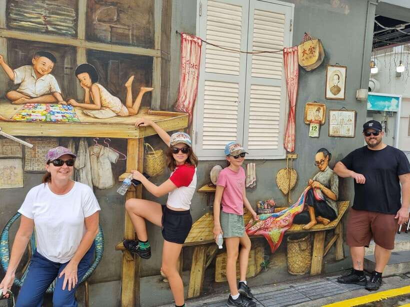 Singapore: Local Hawker Food Tour with Tastings - Price and value: why $72 can be a smart spend