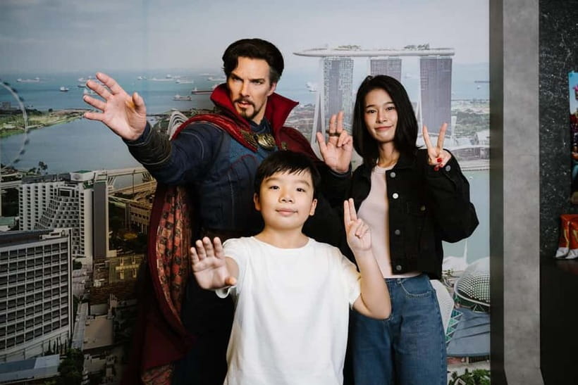 Singapore: Madame Tussauds Wax Museum - Lewis Hamilton VR Racing: the rules matter more than you think